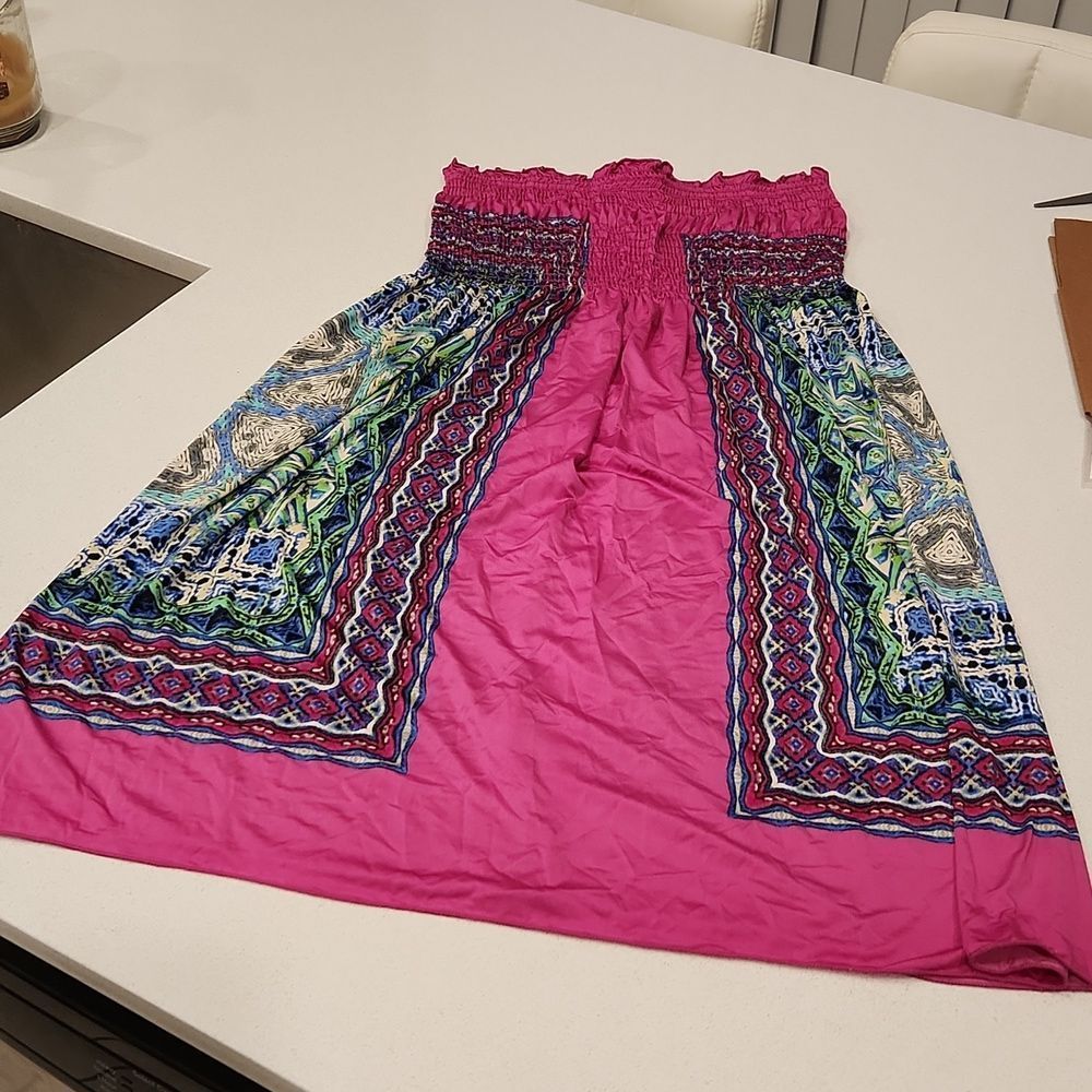 Dress   - Picture 3 of 8